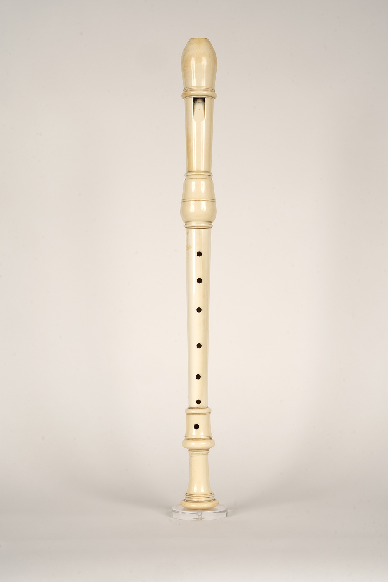 flauto-dolce-in-avorio-anonimo-sec-xvii