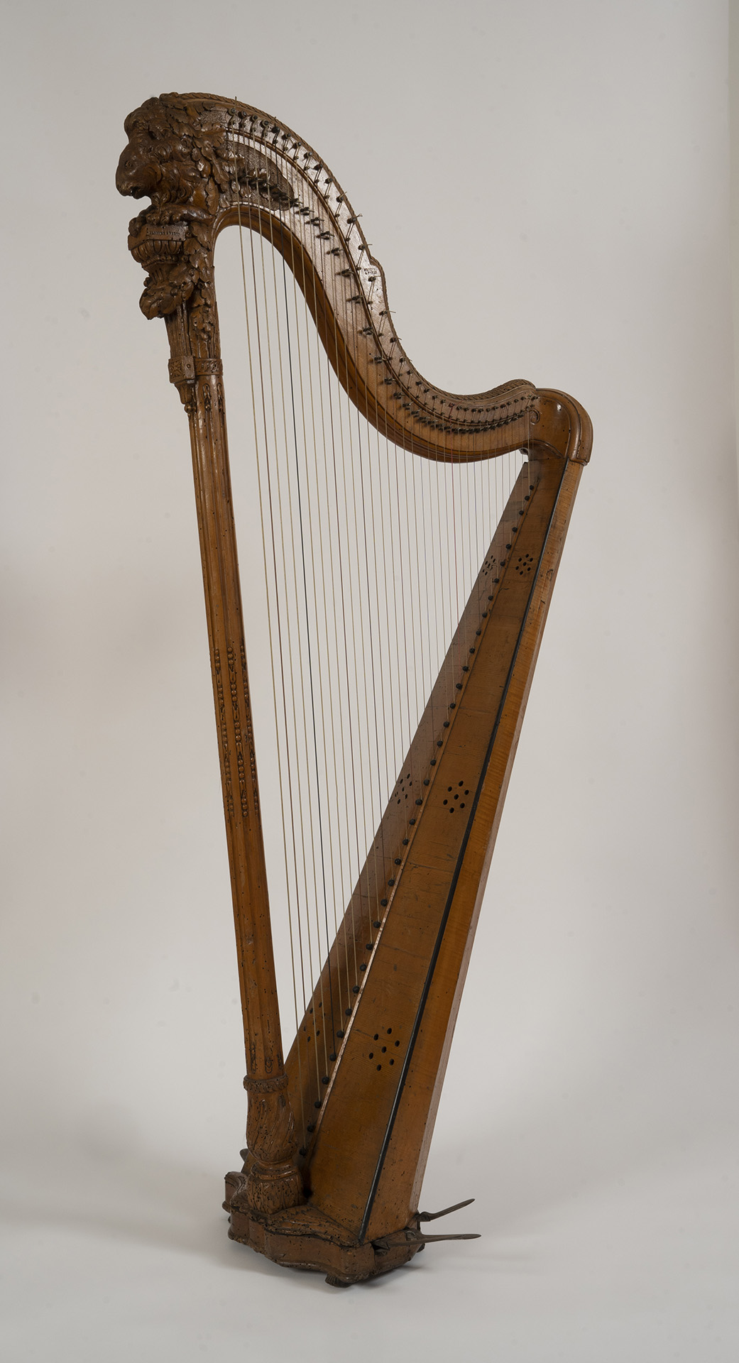 arpa-a-pedali-louvet-parigi