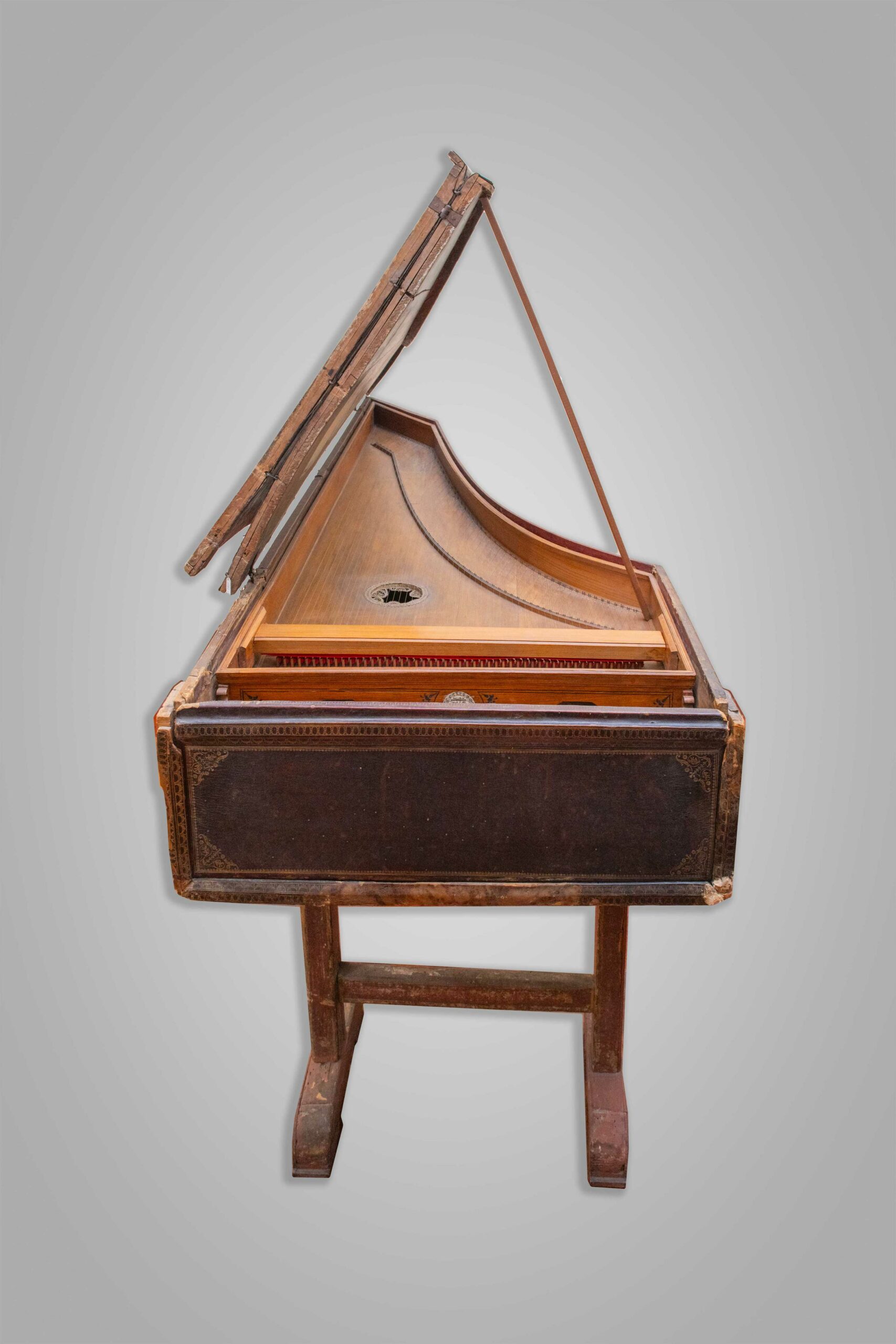 clavicembalo-italiano-con-tasti-enarmonci-1630